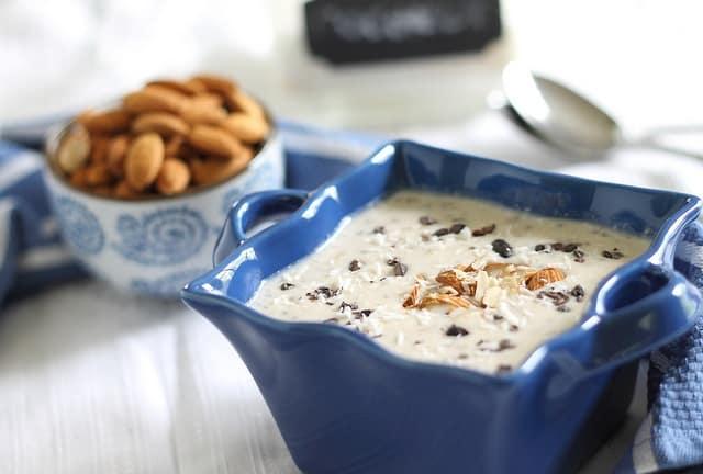 Almond joy oatmeal