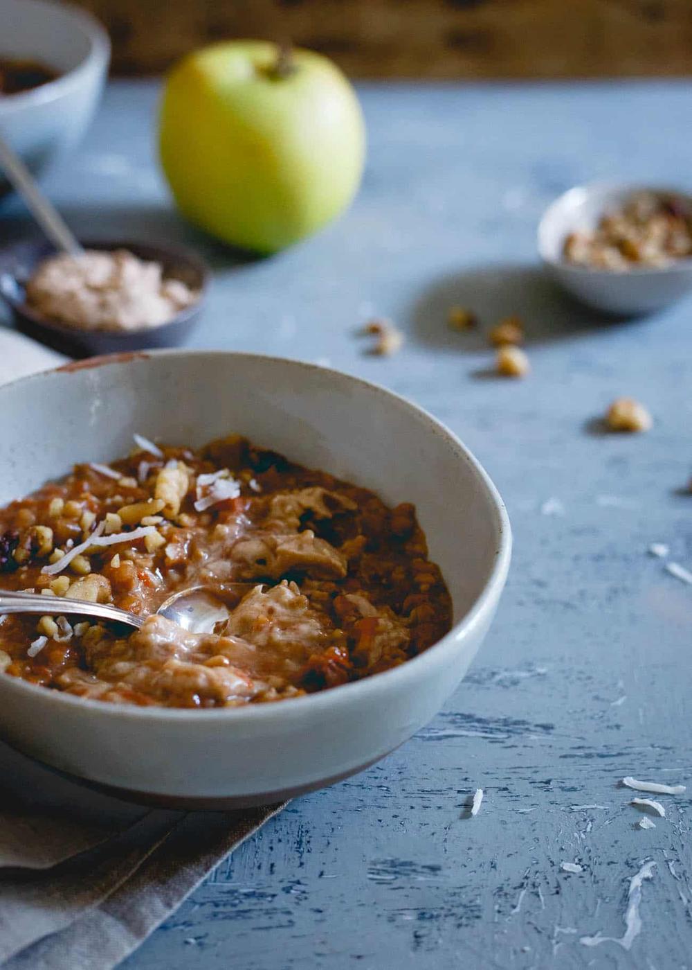 This carrot cake oatmeal is given a fall twist with both apple butter and apples. Topped with apple butter marscapone it's quite a cozy fall breakfast!
