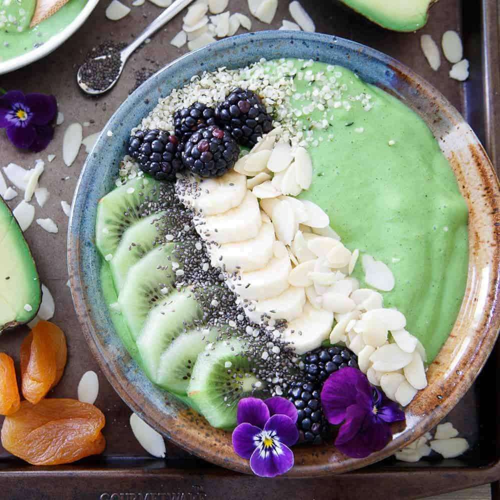 Avocado Pineapple Smoothie Bowl