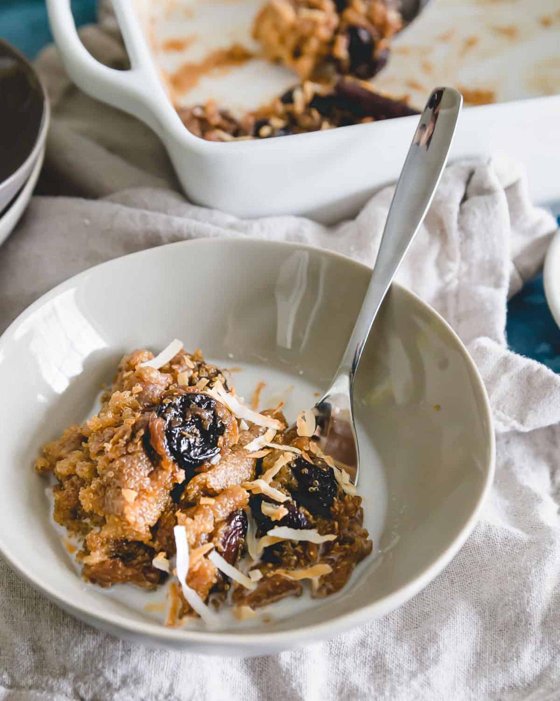 Amaranth pudding baked with sweet cherries, vanilla and cinnamon is a delicious dairy-free and gluten-free dessert. Top with crunchy toasted coconut flakes and serve warm!