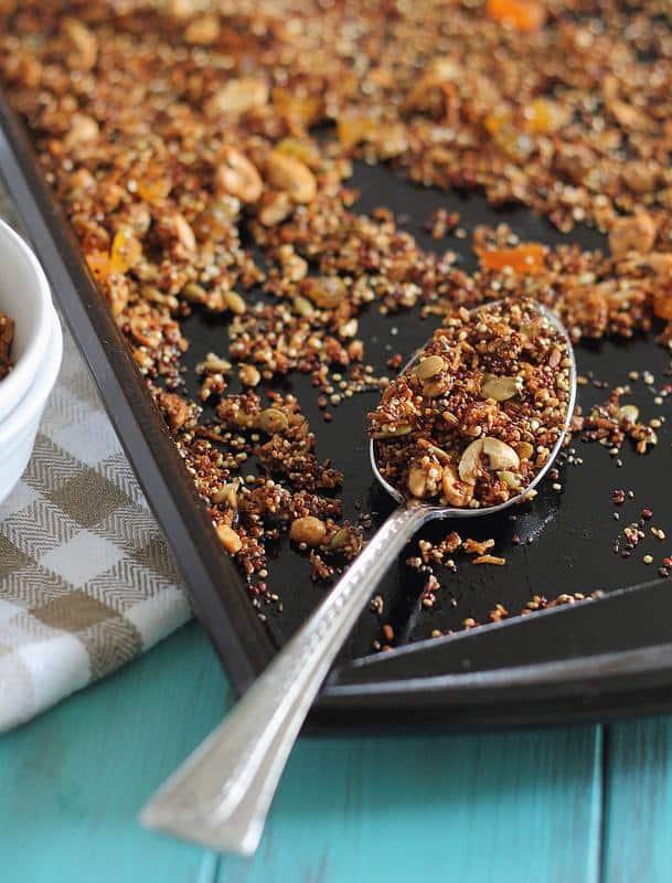 quinoa granola with cashews