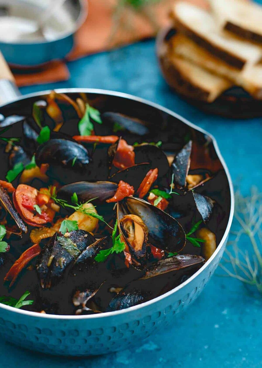 Chorizo Chili Mussels