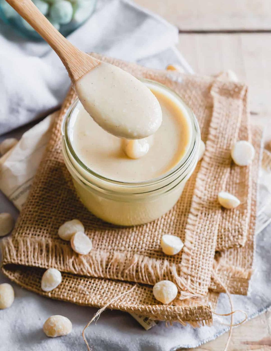 Creamy Vanilla Macadamia Nut Butter