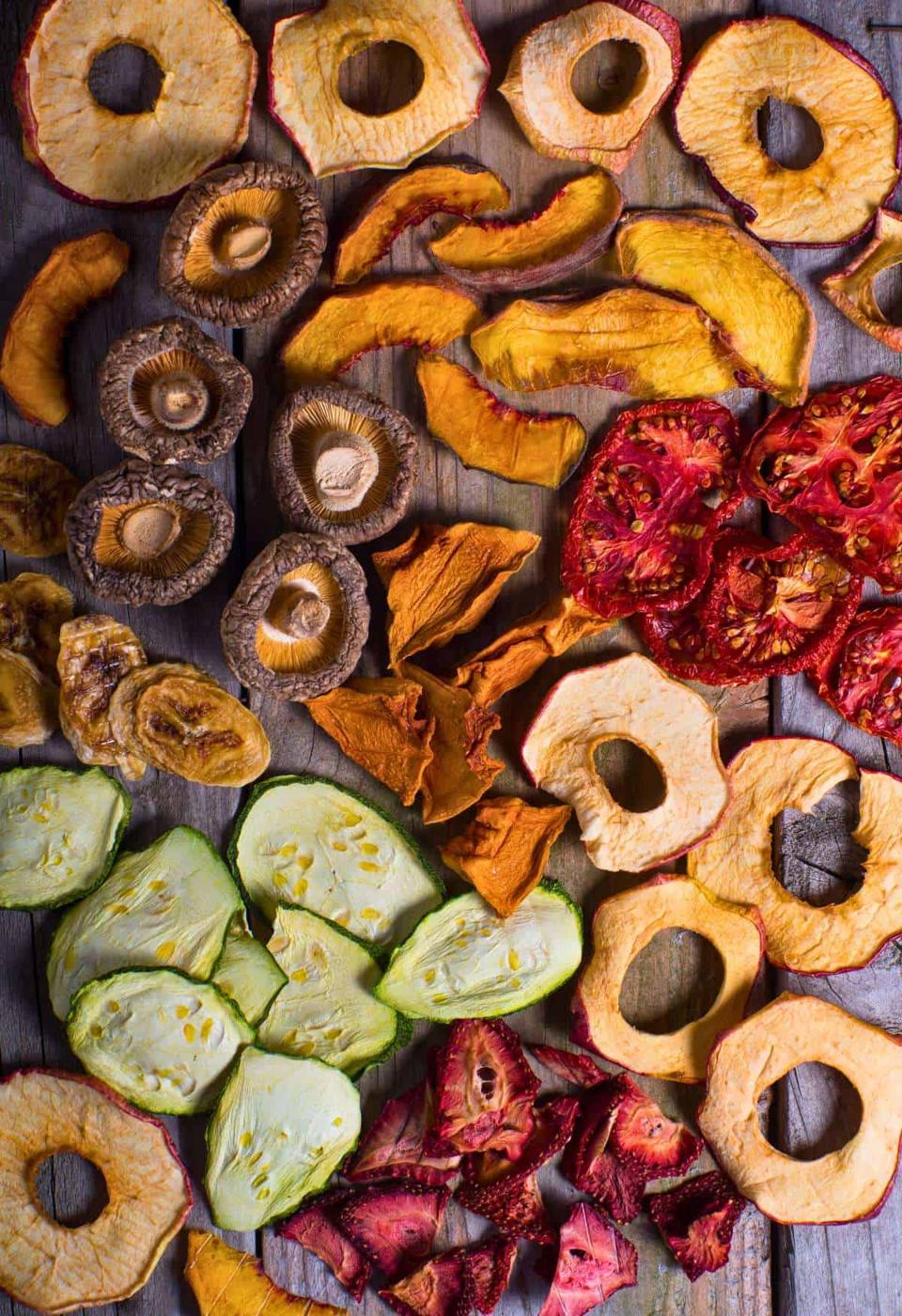 Best Foods to Dehydrate for Beginners