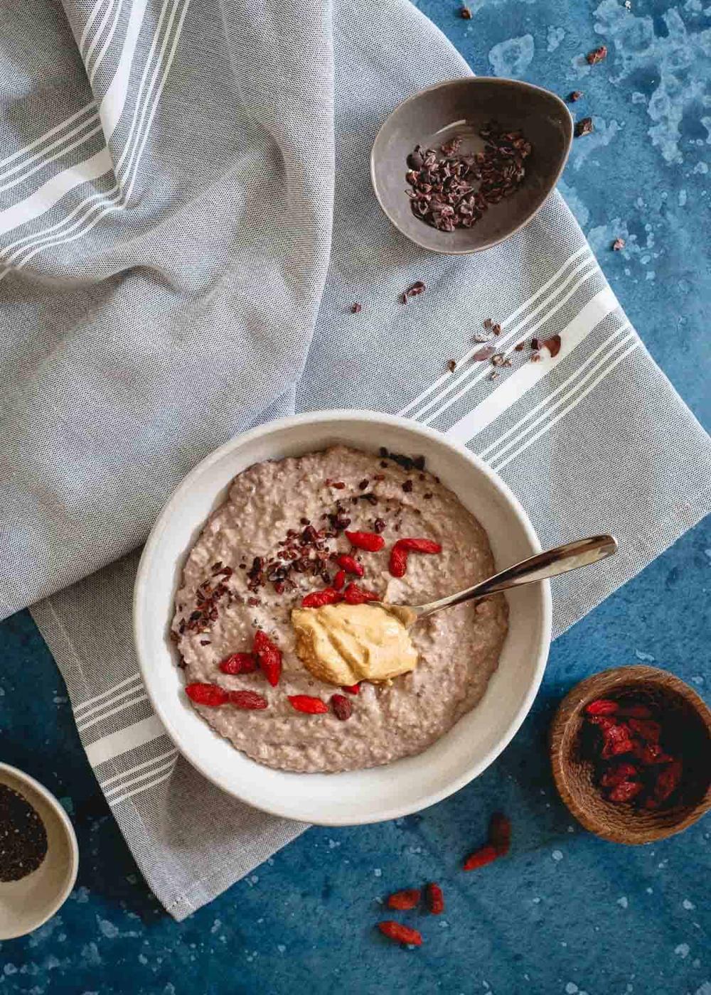 Eating Around Training – What to Eat Before, During and After a Workout