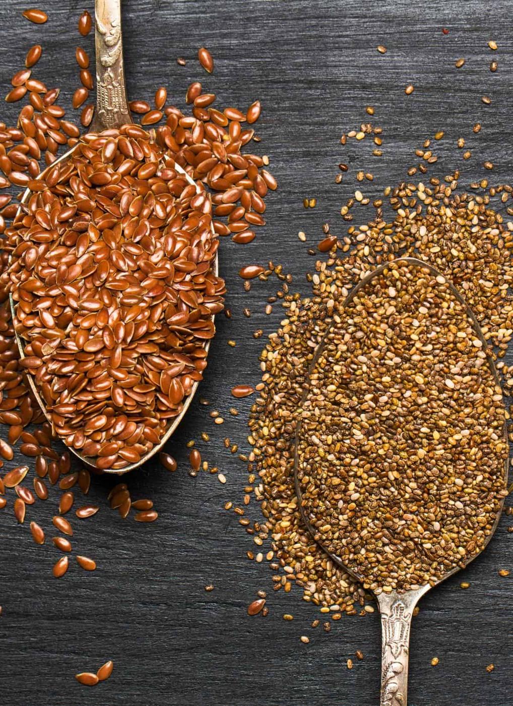 Flaxseeds VS. Chia Seeds: Which One Should You Use?
