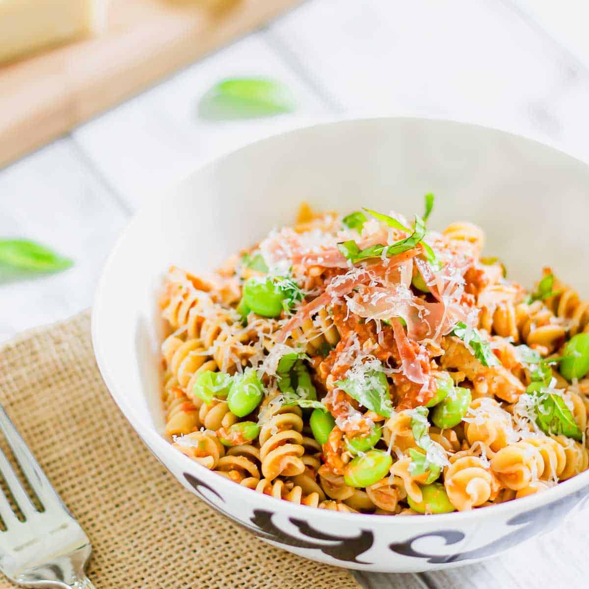 Rotini pasta with trapanese pesto topped with fresh basil, parmesan and prosciutto.