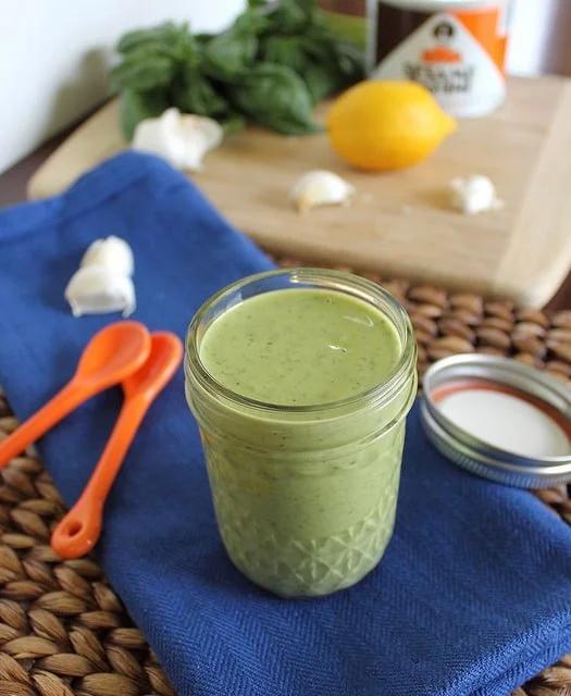Garlic herb dressing