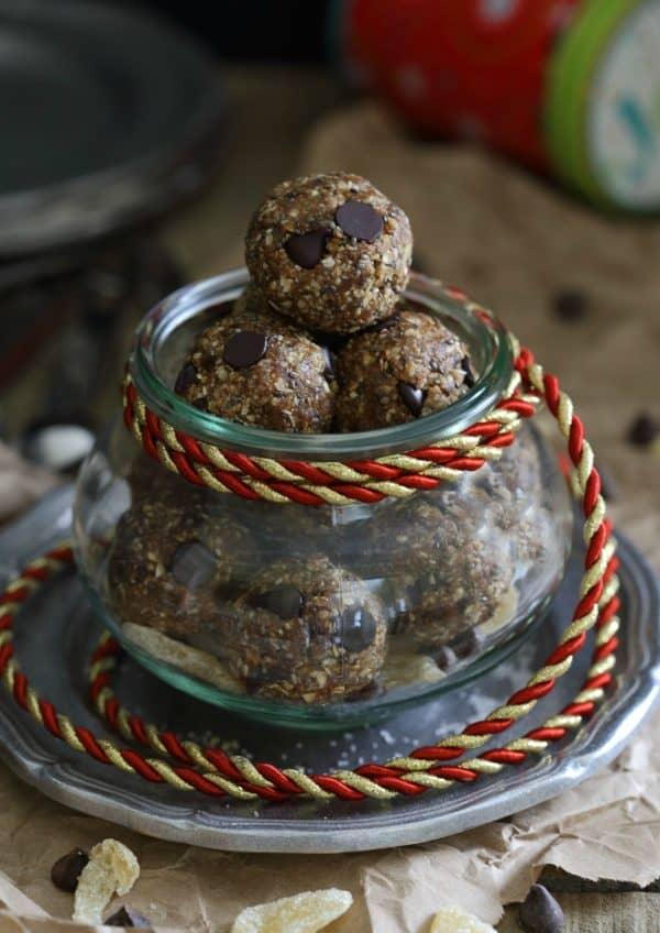 Gingerbread chocolate chip snack bites
