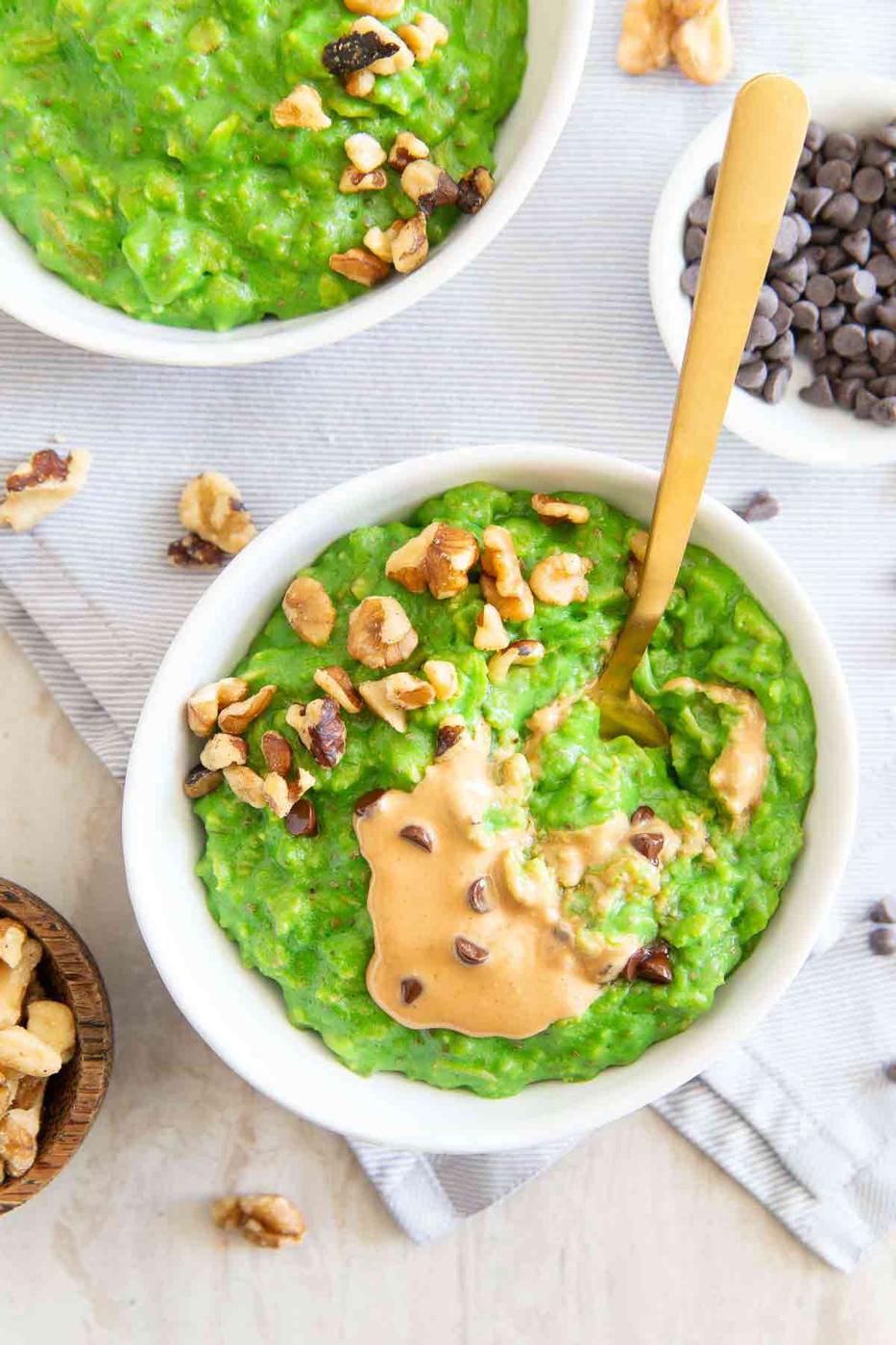 This healthy green oats recipe uses spinach to make a fun and festive start to St. Patrick's Day.