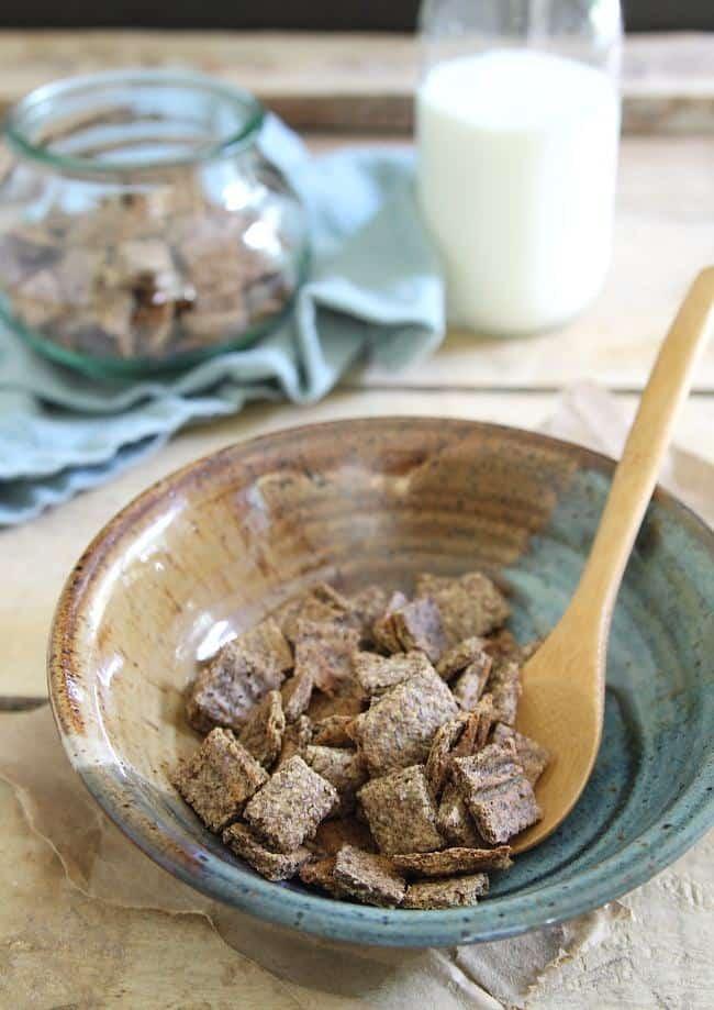 Healthy cinnamon crunch cereal
