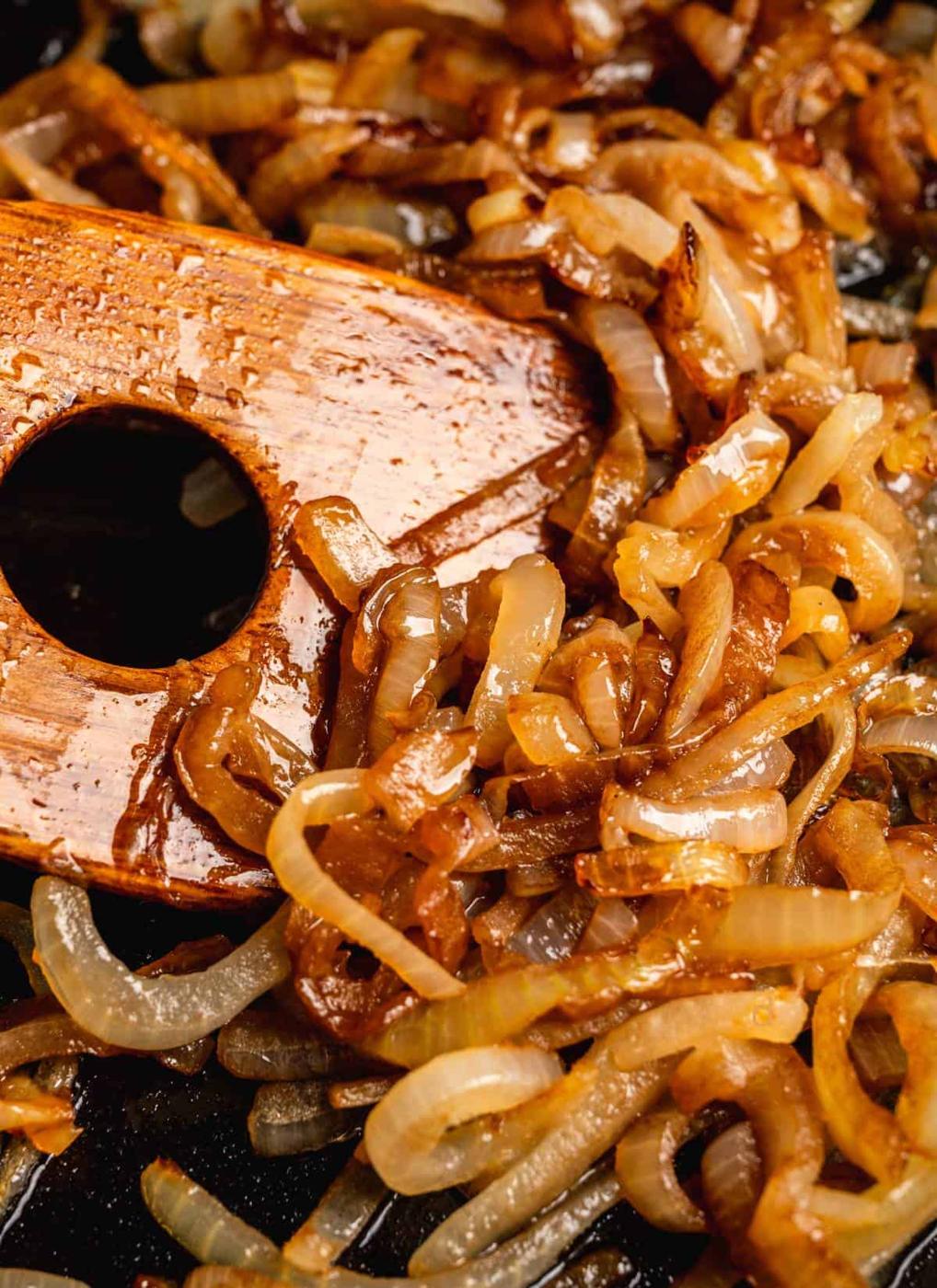 The Ultimate Guide on How to Caramelize Onions