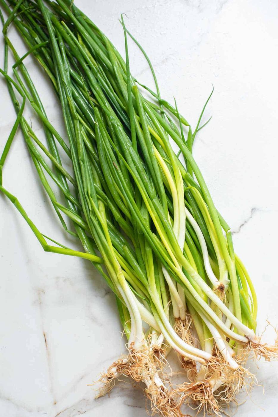How To Cut Green Onions