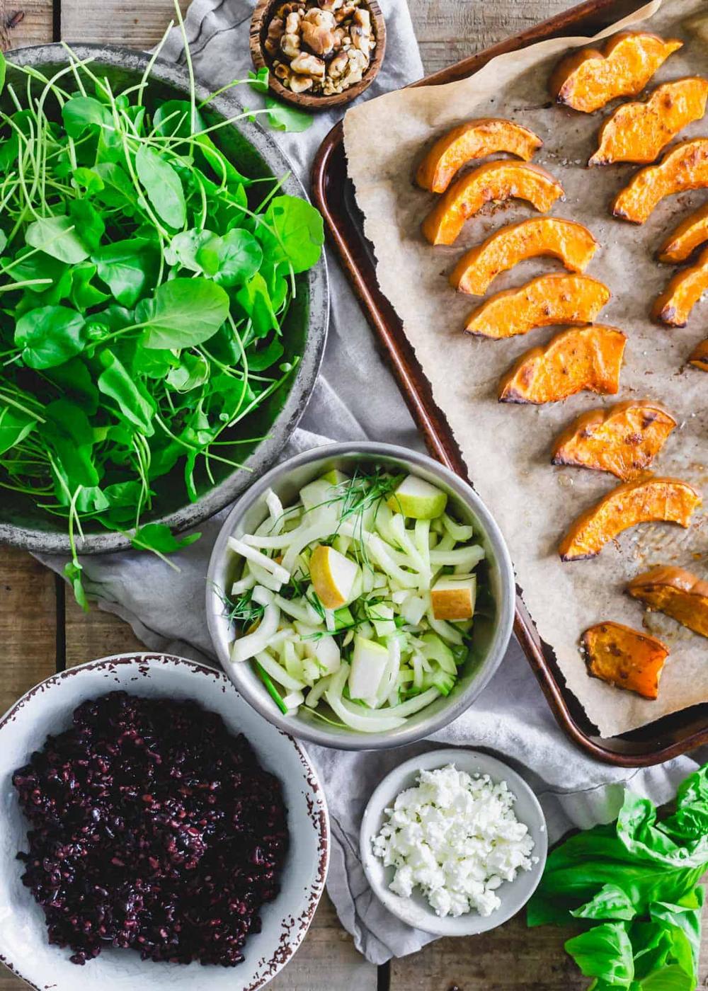 Ingredients to make the roasted koginut squash bowl from sweetgreen.