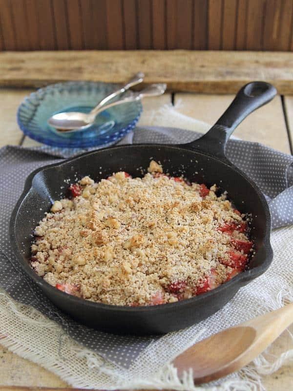 This paleo strawberry ginger crisp is a super simple, healthy and delicious dessert that can be made in no time. The flavors are unique and impressive.