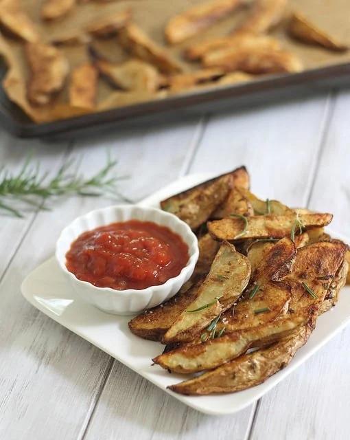 Perfectly crispy baked fries
