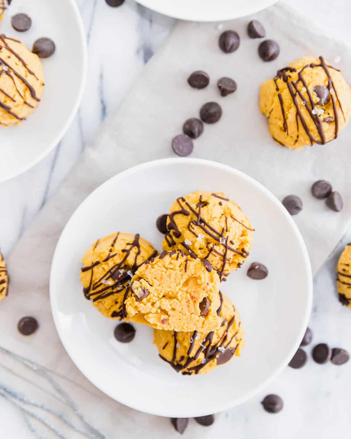 Enjoy no-bake pumpkin cookie dough balls as a healthier fall treat that's vegan and gluten-free