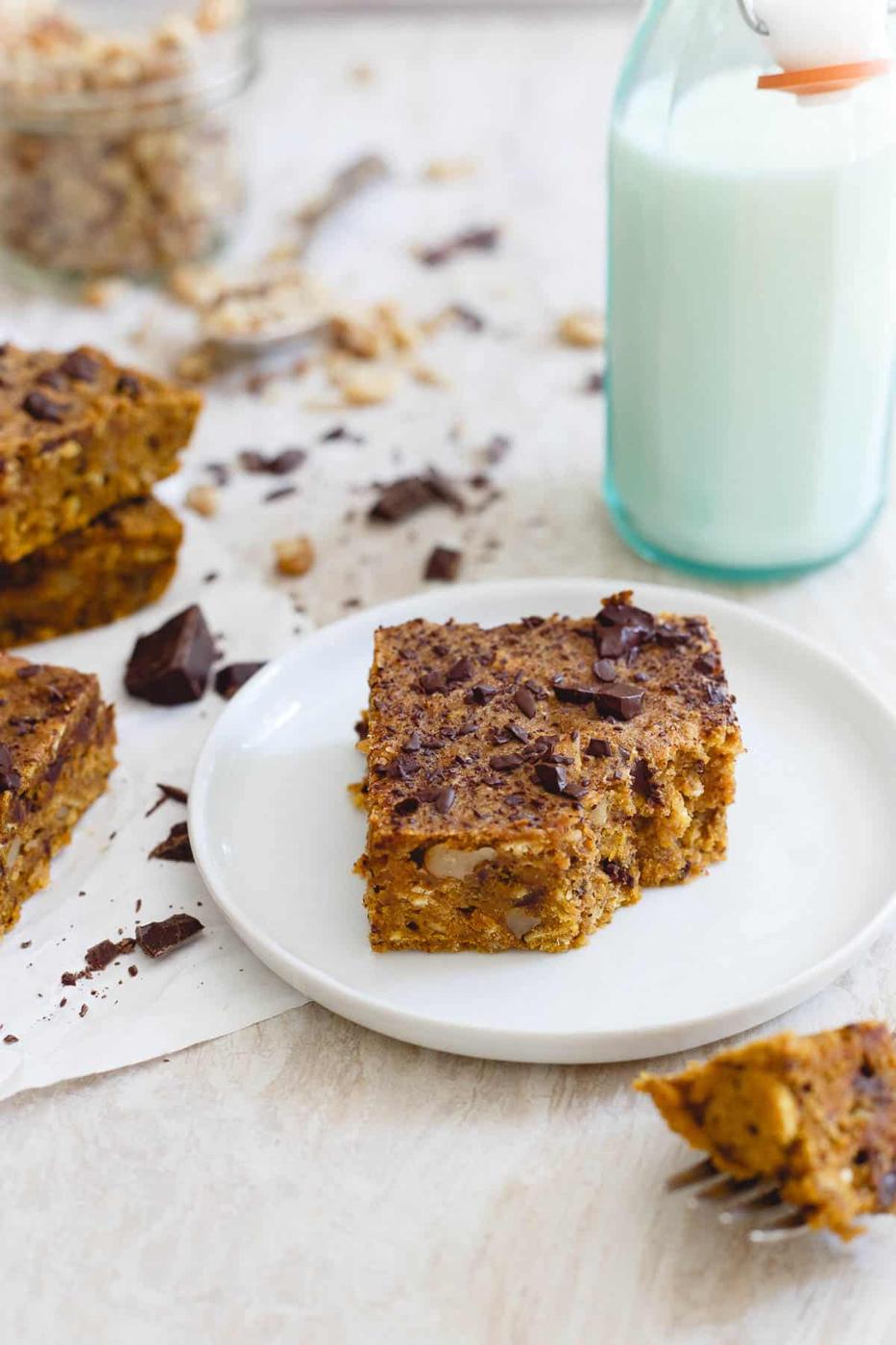 Chewy, dense and packed with chocolate and walnut, these pumpkin bars are a great fall dessert.