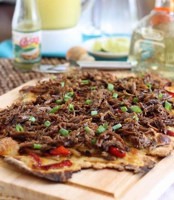 Carnitas pizza