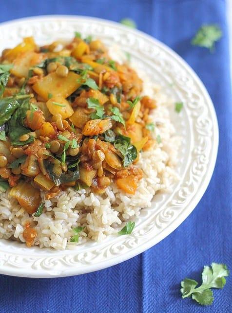 Vegetable red curry with lentils