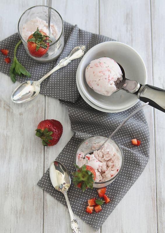 paleo strawberry ice cream