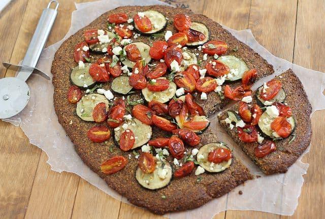 Roasted tomato and zucchini pizza