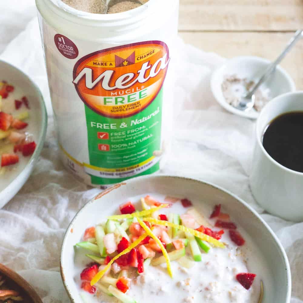With a scoop of Metamucil Free in this overnight bircher muesli, you get an extra boost of hidden fiber with your breakfast!