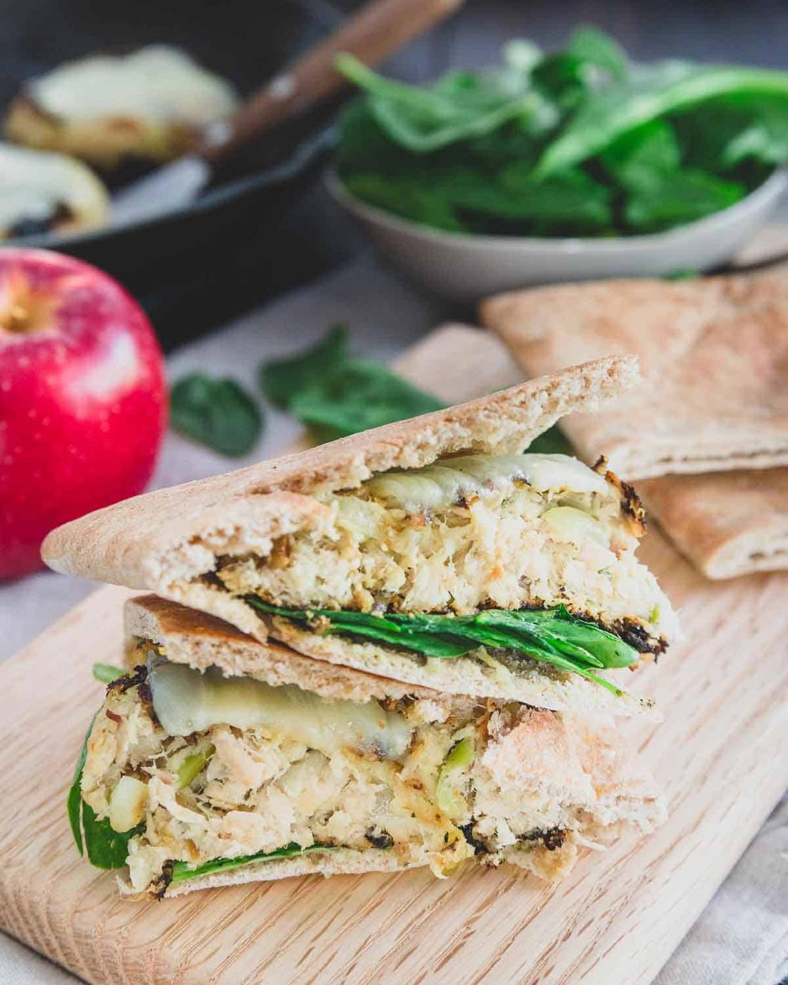 These healthy tuna patties are made with wild-caught canned albacore tuna, freshly grated apples and cheddar cheese - a simple recipe for a delicious lunch!