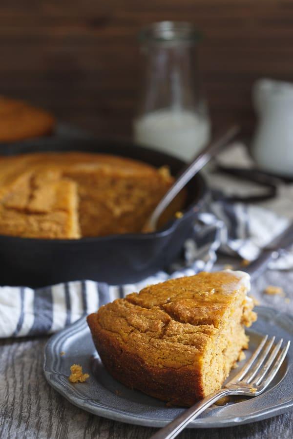 Pumpkin vanilla skillet cornbread