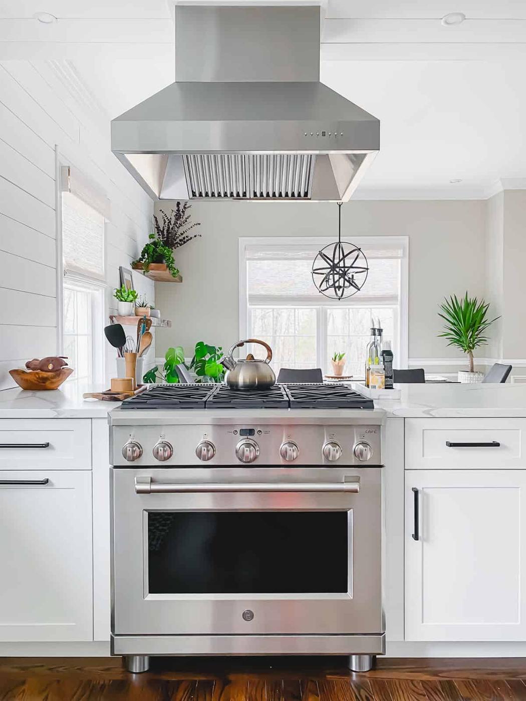 36" dual fuel GE Cafe stove with vent hood