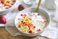 Strawberry Lemon Overnight Oats