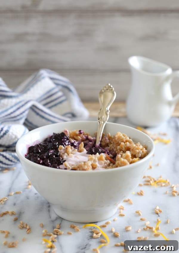 Blueberry farro yogurt bowl Blueberry farro yogurt bowl