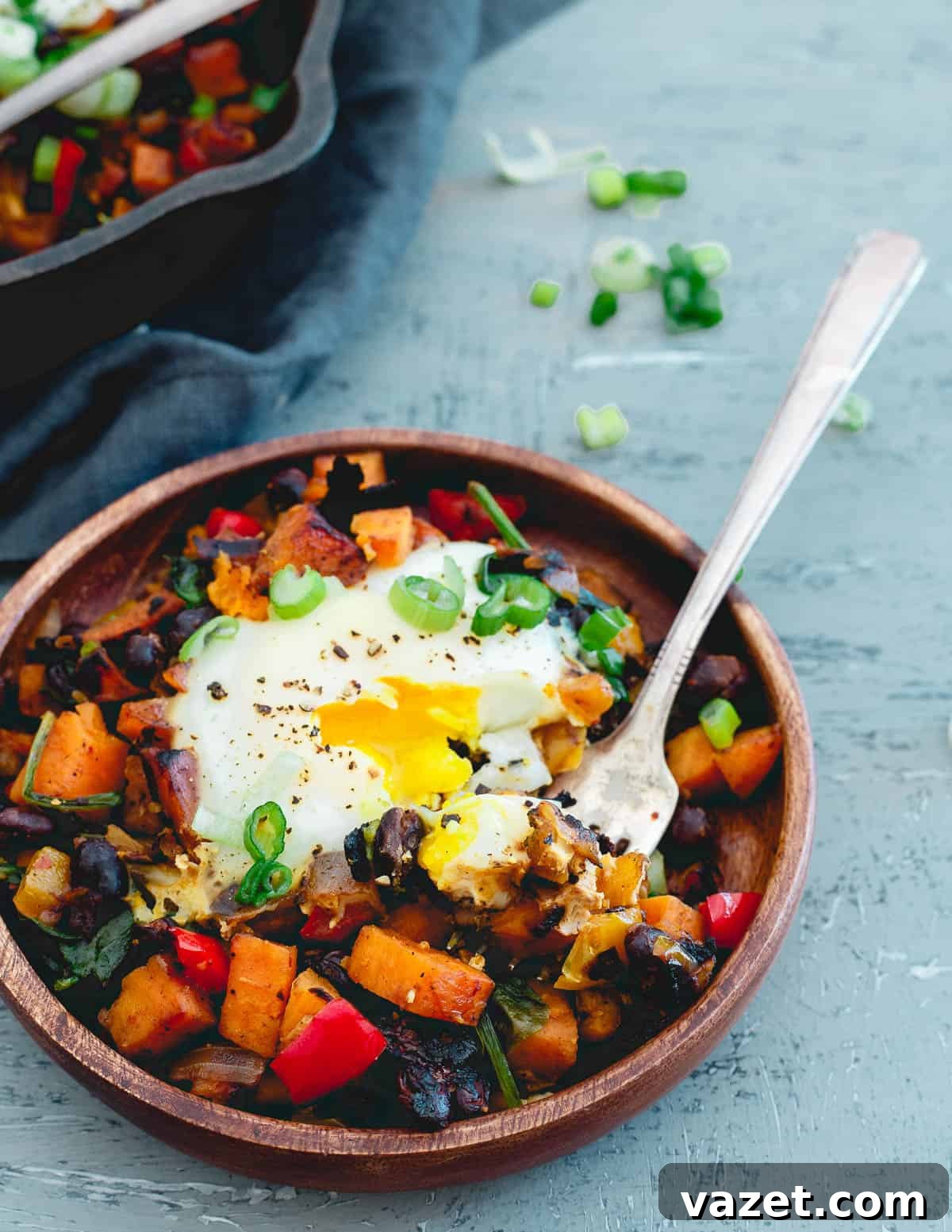 Quick & Easy Harissa Sweet Potato Hash for Dinner Perfect for dinner in a pinch, this harissa sweet potato hash comes together easily and quickly!