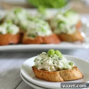 Edamame crostini with cheese and lemon